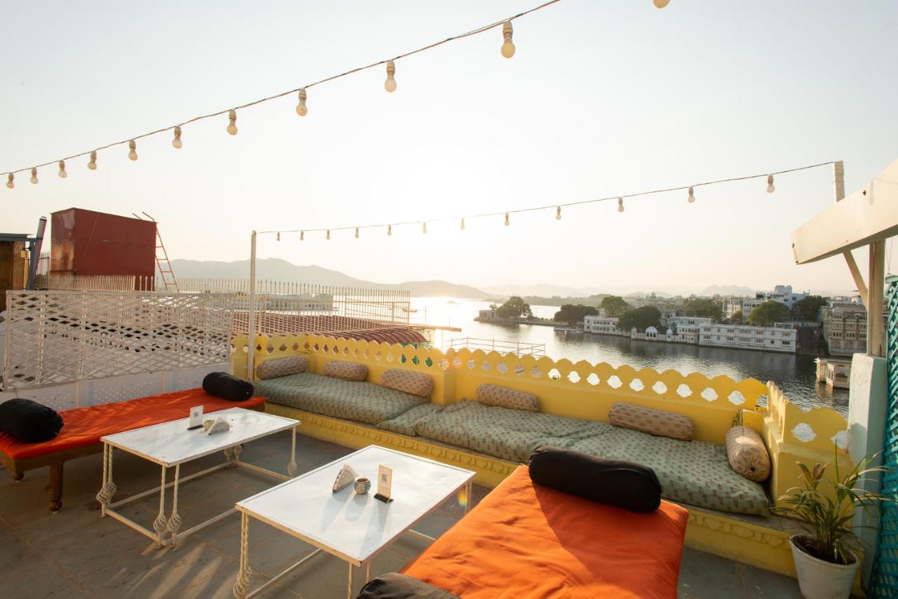 Hostel Mantra ウダイプル エクステリア 写真